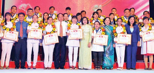 Verleihung von Pham Ngoc Thach-Preisen in Ho Chi Minh Stadt - ảnh 1